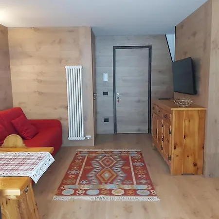 La Petite Maison Apartment *